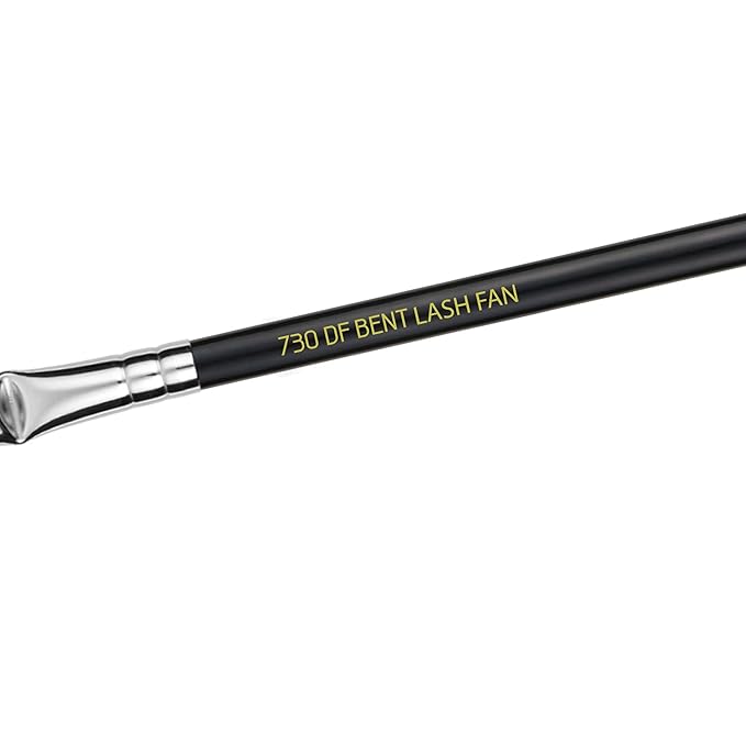 Bdellium Tools Professional Makeup Brush - Maestro Series 730 Bent Mascara Fan - With Soft Synthetic Fibers, For Applying Mascara (Black, 1pc)