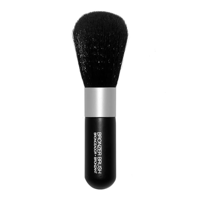 Palladio Bronzer Brush, Extra Large, Natural Looking Effect, Gentle on Skin, Flawless Powder Blending, Smooth Finish, Synthetic Natural Bristles, Soft Feel, Comfortable Grip, Professional Application