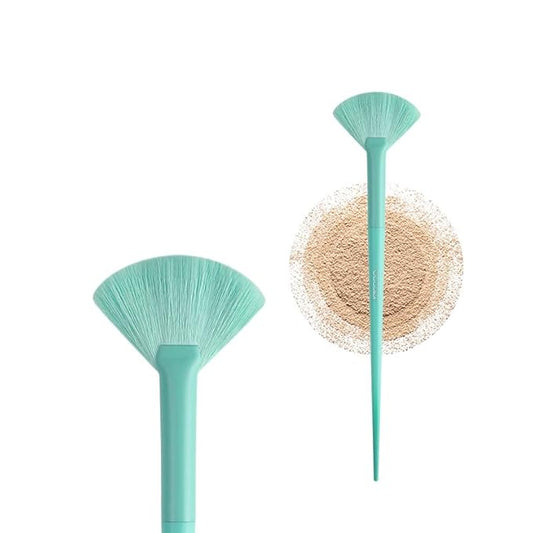 Docolor Fan Brush Professional Blush Brush Soft Vegan Synthetic Makeup Brush for Face Highlighting, Buffing and Blending with Powder Cream Cosmetics Blusher Highlighter Applicator Brush