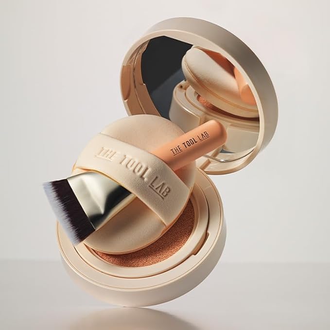 THE TOOL LAB All Day Cover Duo - Premium Base Makeup Set for Liquid Cream Powder Foundation, Buffing Blending Face Brush, Sponge, Portable Case - 1.1" Flat Top Brush