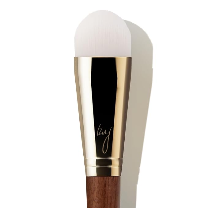 [SOO ADOR] BY MAENG #21 Foundation Brush - Lightweight and Skin-Friendly Tool for Flawless Base Makeup | Created by K-Pop Makeup Artist Maeng | Makeup Brush Base Brush