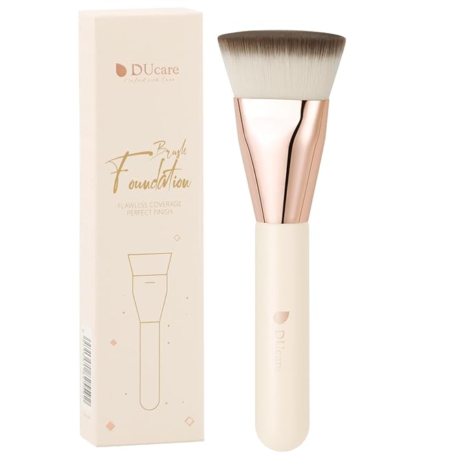 DUcare Foundation Brush for Liquid Makeup, Flat Top Professional Kabuki Brush Buffing Blending Mineral Powder Large Makeup Face Brush