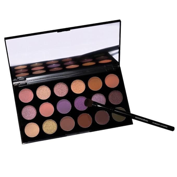 Palladio Shadow Blending Makeup Brush, Wide Brush Head, Flawless Blending, Smooth Finish, Synthetic Natural Bristles, Soft Feel, Comfortable Grip, Professional Application