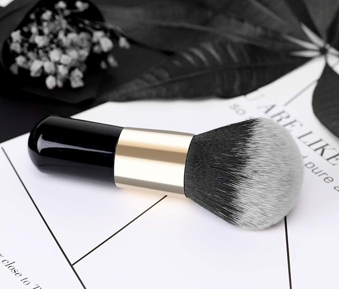 Luxspire Powder Makeup Brush, Flat Kabuki Brush, Single Large Makeup Brush Soft Face Mineral Powder Foundation Brush Blush Brush for Blending Makeup, Black & Gold