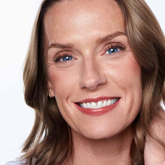 Effortless Lips 3-in-1 everyday sheer-buildable lip formula (Poppy, 0.06oz)