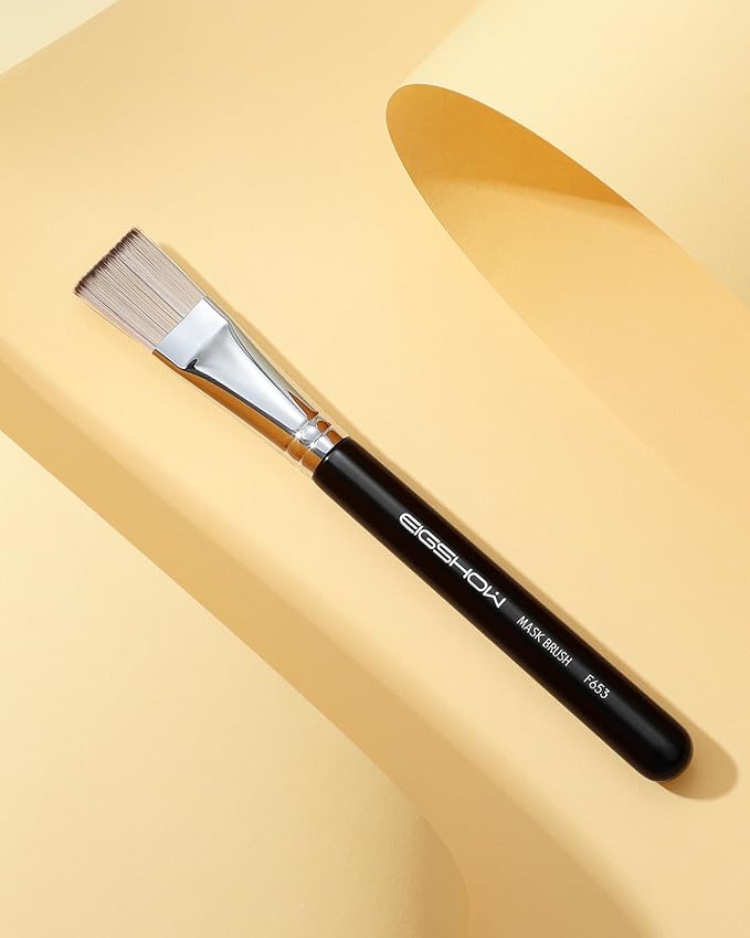Mask Brush, EIGSHOWBEAUTY Facial Mask Brush Wood Handle Premium Bristle Face Mask Application Foundation Brush Cosmetic Tools for Women, Girls Body Lotion, Mud, Clay, Charcoal Mixed Mask - Grey
