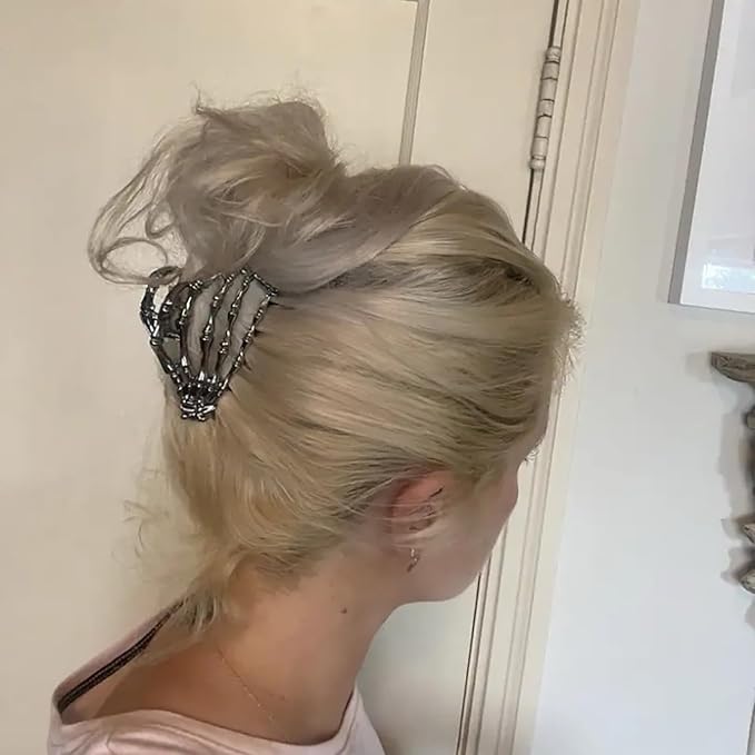 3Pcs Halloween Hair Claw Clips For Women And Girls, Black Gun Color Metal Spider Hand Skeleton Spider Web Design For Spooky Barrette Headband Hair,Nonslip Clip For Styling Hair Accessories Gift