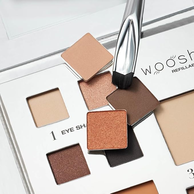 The Corner Brush Eye Stamper