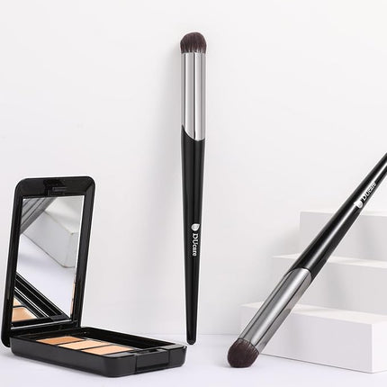 DUcare Tapered Small Concealer Brush Under Eye, Nose Contour Brush Mini Makeup Brushes Ideal for Liquid, Cream, and Powder Concealer(V03)