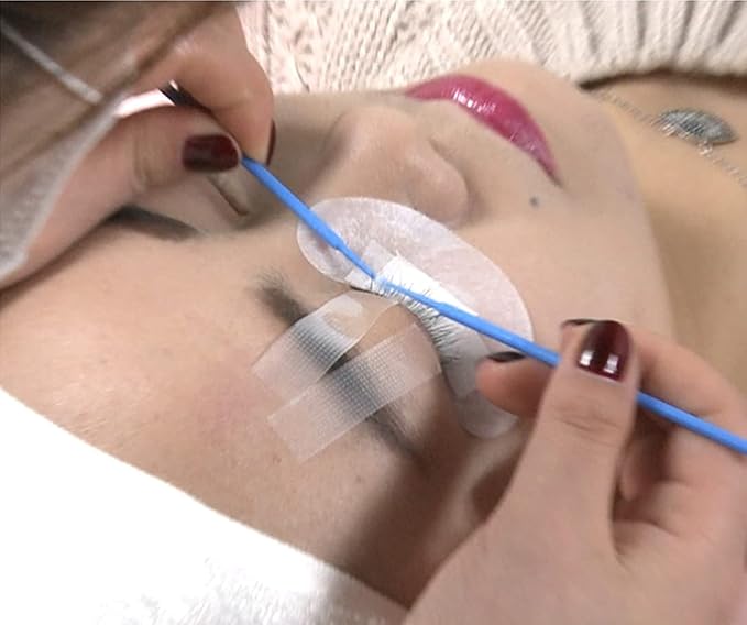 BTYMS 200 Pieces Disposable Micro Applicators Brush Dental Mascara Brushes Micro Swabs Microbrush for Lash Extensions