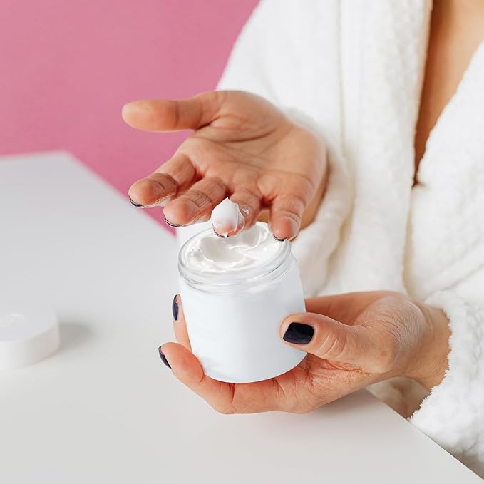 36 Pack 8oz Household Plastic Jars with Lids, BPA Free, Reusable, Refillable Transparent Cosmetic Containers for Bath Salts, Cosmetics, Powders, Beauty Product and Small Accessories, Black