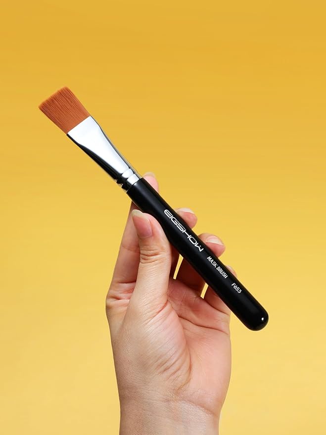 Mask Brush, EIGSHOWBEAUTY Facial Mask Brush Wood Handle Premium Soft Face Mask Application Foundation Brush Cosmetic Tools for Women, Girls Body Lotion, Mud, Clay, Charcoal Mixed Mask