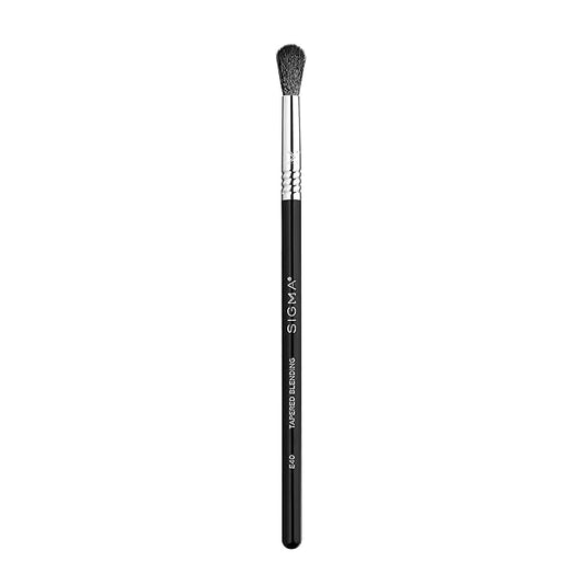 Sigma Beauty Professional E40 Tapered Blending Eye Makeup Brush with SigmaTech fibers Blending eyeshadow Brush