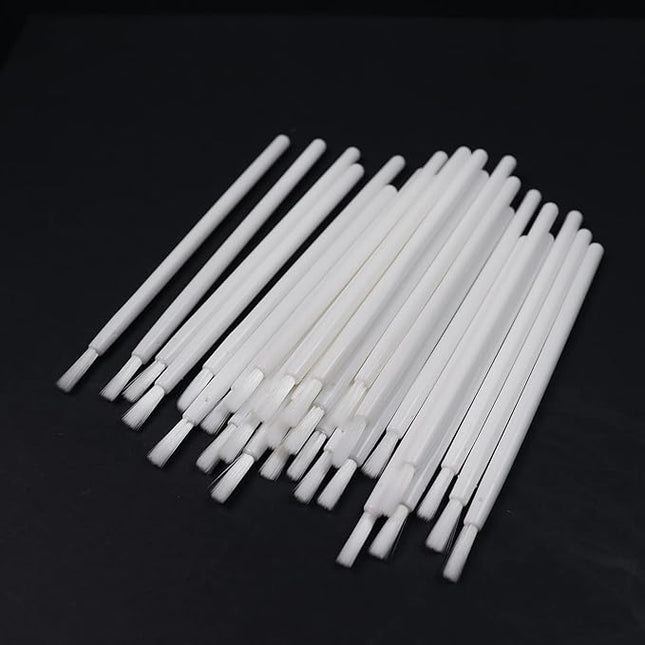 100 Pcs Disposable Makeup Lip Brushes Lipstick gloss brush Lip Gloss Applicators with Soft Brush Head Cosmetic Lip Brush Wands mini paint brushes for cookies (White)