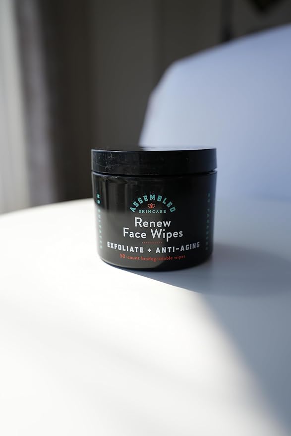 Renew Face Wipes, 50-Count (Pack of 1). Exfoliating, anti-aging, and pre-shave face wipes.