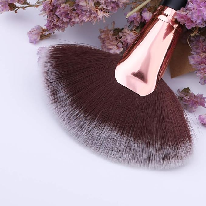 Docolor Fan Brush Finishing Powder Brush Multi-use Brush For Face and body Professional Highlighting Blush powder Bronzer Cheekbones Make Up Brushes Perfect For Spray Tan Powder Synthetic Hair Soft