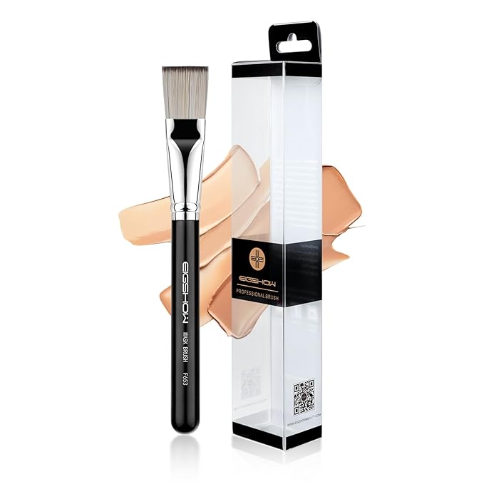 Mask Brush, EIGSHOWBEAUTY Facial Mask Brush Wood Handle Premium Bristle Face Mask Application Foundation Brush Cosmetic Tools for Women, Girls Body Lotion, Mud, Clay, Charcoal Mixed Mask - Grey