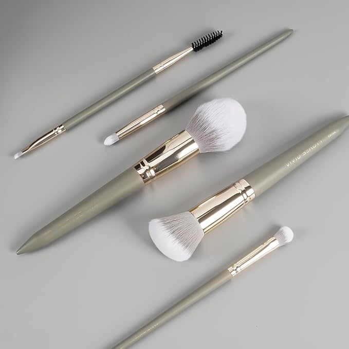 5pcs Travel Makeup Brush Set – Face & Eye Basic Brushes for Powder, Blush, Crease, Eyeshadow, Eyesbrow & Eyelash – Soft, Skin Friendly Synthetic Fiber – Your Make up Essential Brush Kit (Grey)