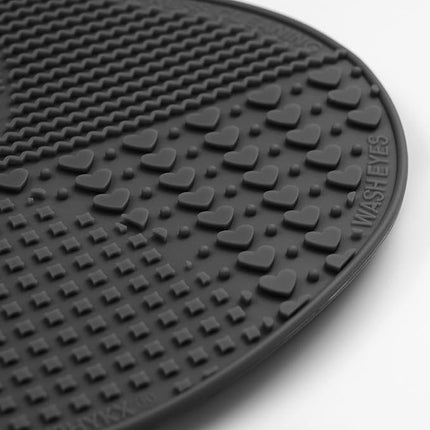 Makeup Brush Cleaner Mat Silicone Brush Cleaning Mat Big Size Make Up Brush Clean Pad with Suction Cup for Makeup Brush Cleaning (Black)