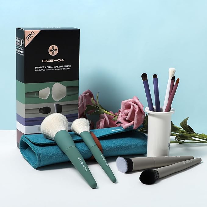 Makeup Brushes, EIGSHOW 5 Color Essential Travel Makeup Brush Set with Ultra Soft Synthetic Fibers for Powder Blush Concealer Contouring Highlighting