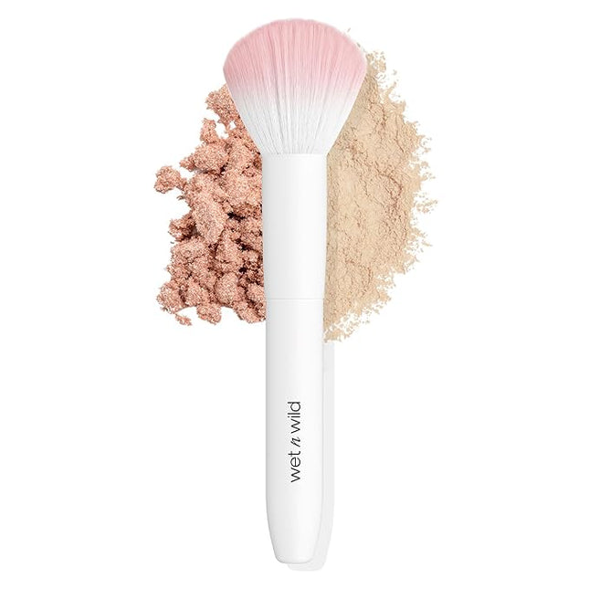wet n wild Full Coverage Foundation Brush, Packed Bristles for All Formulas, Comfort Grip, Cruelty-Free & Vegan