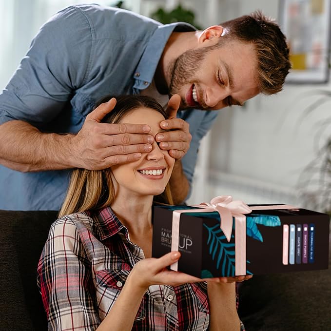 Makeup Brushes, EIGSHOW 15pcs Professional Makeup Brush Set With Case, Premium Synthetic for Foundation Contour Concealers Blush Eye Shadow (BABYBLUE)