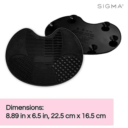 Sigma Beauty Makeup Brush Cleaner Mat – Sigma Spa Express Silicone Makeup Brush Cleaning Mat with Suction Cups for Cleaning Makeup Brushes, Compact Design Fit for Any Travel Makeup Kit (Black)