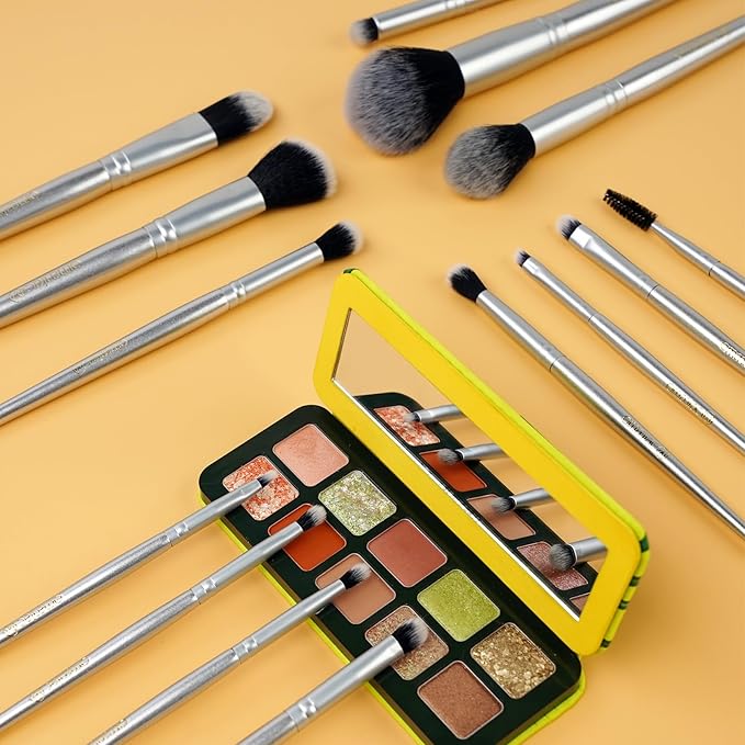 OMANIAC Makeup Brush Set Professional, 20Pcs Pearlescent Wood Handle Makeup Brushes, Premium Cruelty-Free Synthetic Fiber Hair, Travel Make up Brushes Set with Case (Bright Silver)