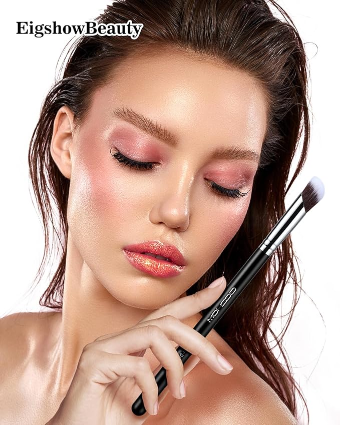 Concealer Brush for Makeup Under Eye Makeup Brush Nose Contour Brush for Eye Cream Liquid Foundation Cream Concealer (Black, E871)