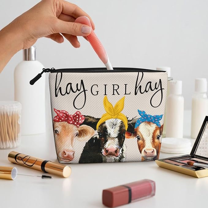 MOLAIGIN Girl Cow Cosmetic Bag For Women, Travel Makeup Bag, Toiletry Zipper Bag, Large Capacity Aesthetic Cases