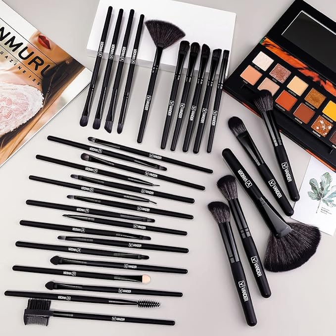 Vander Make up Brush Set, 32Pcs Professional Premium Synthetic Brochas Para Maquillaje, Foundation Powder Concealers Eyeshadow Eyeliner Brush Travel make up brushes set (Black)