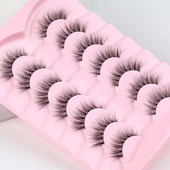 Natural Cat Eye Lashes Wispy Eyelashes 14mm Lightweight False Eyelashes 3D Volume Natural Strip Lashes 0.1mm Thin Cotton Band Lashes Pack C Curl Soft Lashes 7 Pairs Siligli