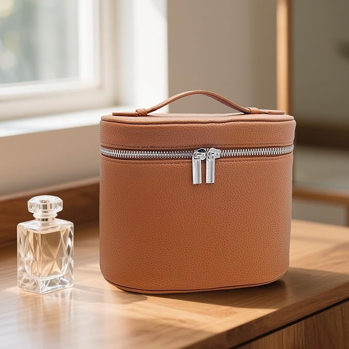 KJMYYXGS Leather Makeup Bag with Dividers Make Up Organizers with Compartments and Handle for Vanity Travel Makeup Countertop Case (brown)