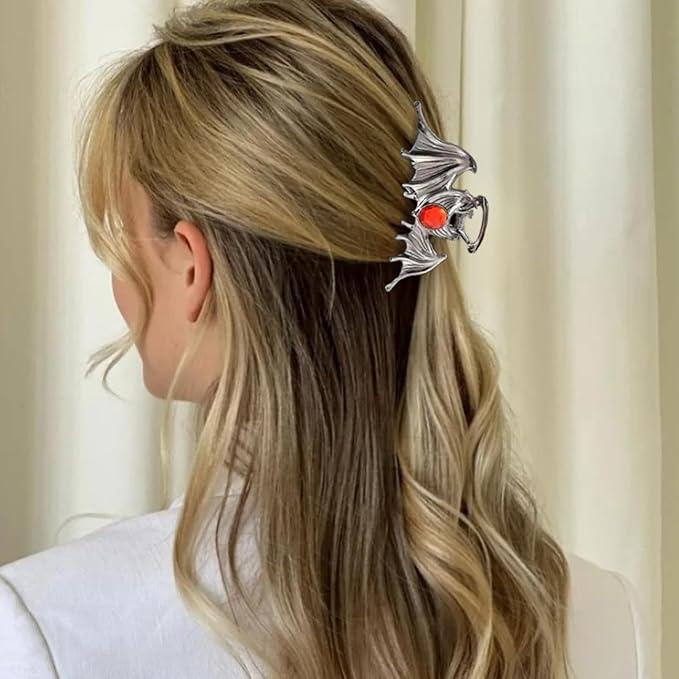2 Pcs Halloween Hair Clips for Women, Horror Bat Hair Claw Clips, Black & Silver Metal Claw Clips with Bat Wings Design, Cosplay Party Hair Claw, Halloween Hair Accessories for Thick and Thin Hair