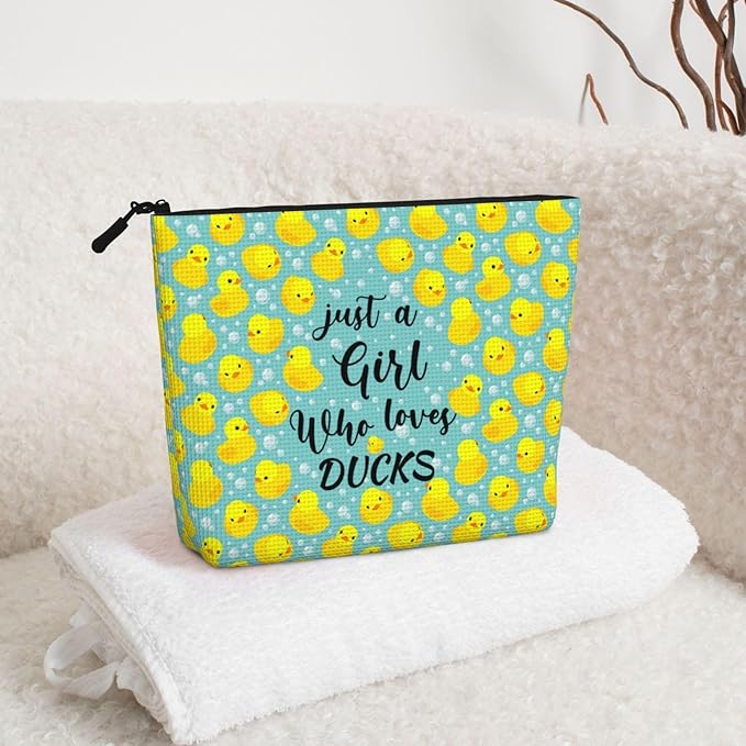 MOLAIGIN Just A Girl Who Love Ducks Cute Duck Cosmetic Bag For Women, Travel Makeup Bag, Toiletry Zipper Bag, Large Capacity Aesthetic Cases