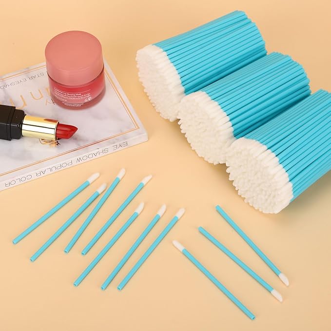 700 Piece Disposable Lip Wands - Lip Brushes, Lipstick & Gloss Applicators - Lint Free Makeup Applicator Brush Beauty Tool - Blue