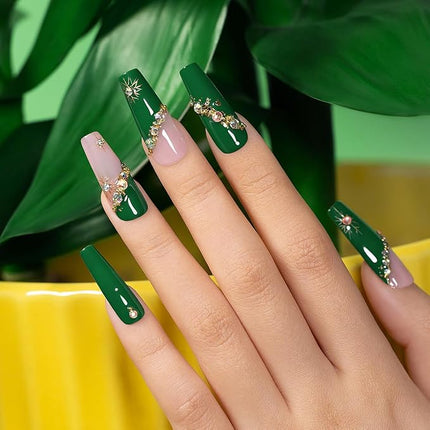 RARJSM Emerald Green Gel Nail Polish Emerald Gel Polish 1PCS 15ML Green GelNailPolish Soak off U V LED Curing Required Nail Art Manicure Salon DIY at Home GelNail Design