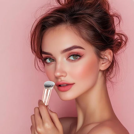 START MAKERS Foundation Concealer Brush, Angled Professional Contour Makeup Brush Soft Dense for Liquid Cream Powder Makeup, Flawless Blending & Coverage, Champagne Gold