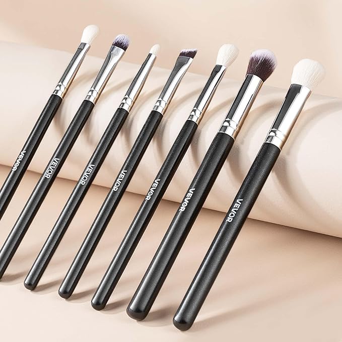 VEVOR 15-Piece Makeup Brush Set for Foundation Blending Eyeshadow, Professional Vegan Brushes with Soft Synthetic Bristles, Ergonomic Wood Handle & Aluminum Ferrule, Portable and Travel-Friendly