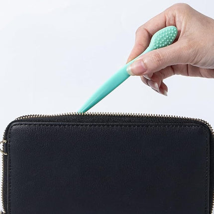 Silicone Lip Scrub Brushes, 20 Pack Double-Sided Exfoliating Lip Brush Soft Silicone Lip Scrubber Exfoliator Tool Blackhead Remover for Skincare (Green)