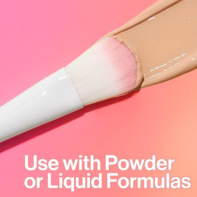 wet n wild Foundation Brush, Densely-Packed Synthetic Fiber Bristles for Liquid, Cream & Powder, Ergonomic Handle for Comfortable Control