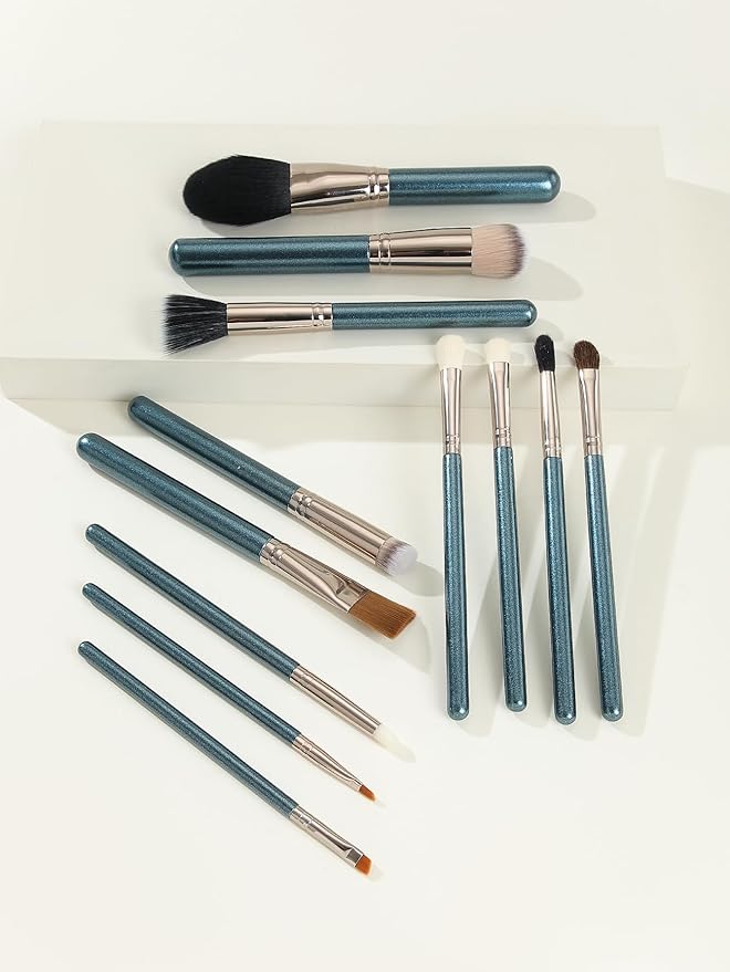 12Pcs Premium Synthetic Soft Dense Fiber Makeup Brush Set with Case - Face, Blush, Contour, Eyeshadow Brushes - Black