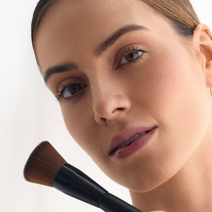 Palladio Flat Kabuki Brush, Professional Makeup Brush for Foundation, Face Blush, Powder, Cream, Contour & Highlight, Synthetic Bristles Provide Buildable Coverage for a Natural Even Looking Finish