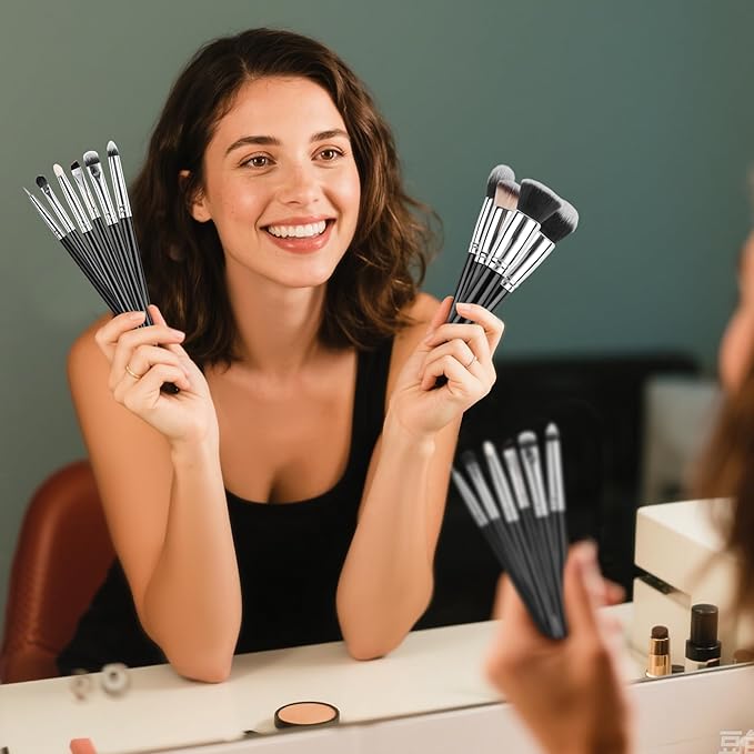 Makeup Brushes 32 Pcs Makeup Kit, Travel makeup brush set, Portable makeup brush set，Multi-functional Makeup Tool Set with Makeup Brush Foundation Brush Make up Brushes Set (LH32, Count, 32)