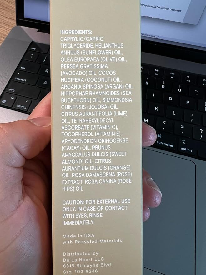 de la heart Golden Body Oil 3.4 fl oz | Nourishing Lightweight Body Moisturizer for Radiant, Silky Skin | Fast-Absorbing Natural Oil Blend with Subtle Glow | Hydration & Softness for All Skin Types