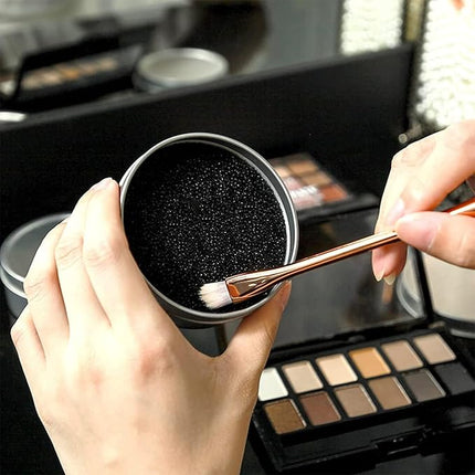 2 Pack Dry Makeup Brush Cleaner Sponge, Instantly Remove Eyeshadow Color from Brushes - No Water Needed, Quick Switch Color Tool for Daily Makeup