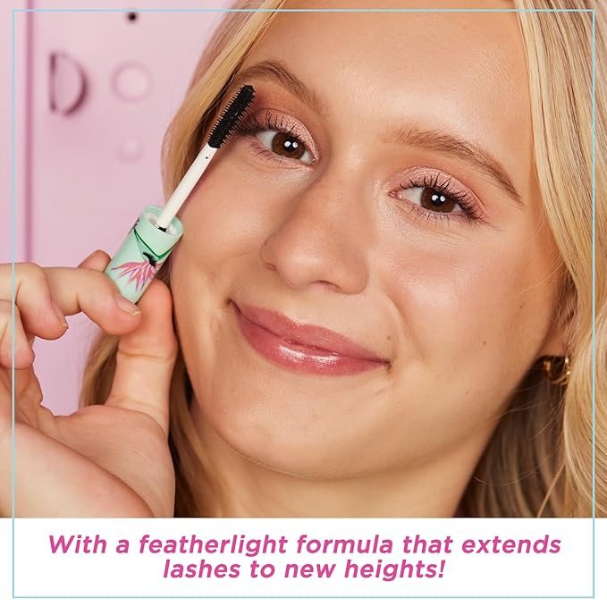 Petite 'n Pretty Feather Stretch Washable Mascara Duo - Makeup for Kids, Tweens and Teens -Easy to Apply & Remove, Made in the USA