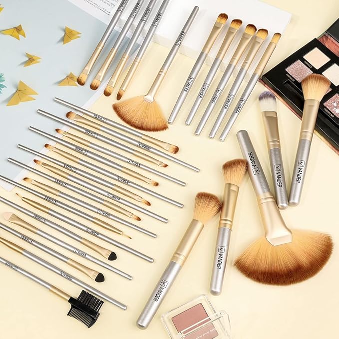 Vander Make up Brushes Set, 32Pcs Premium Synthetic Make up Brush, Eyeshadow Contour Foundation Blending Face Cosmetic Brush Travel Make up Brushes for Women, Girl (Gold)