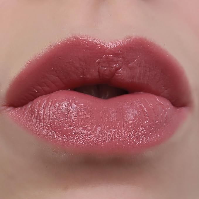 Intense Care Lipstick - a hypoallergenic, gluten free, caring formula, with active and moisturizing ingredients. (44 Summer Rose, 3,5 g)