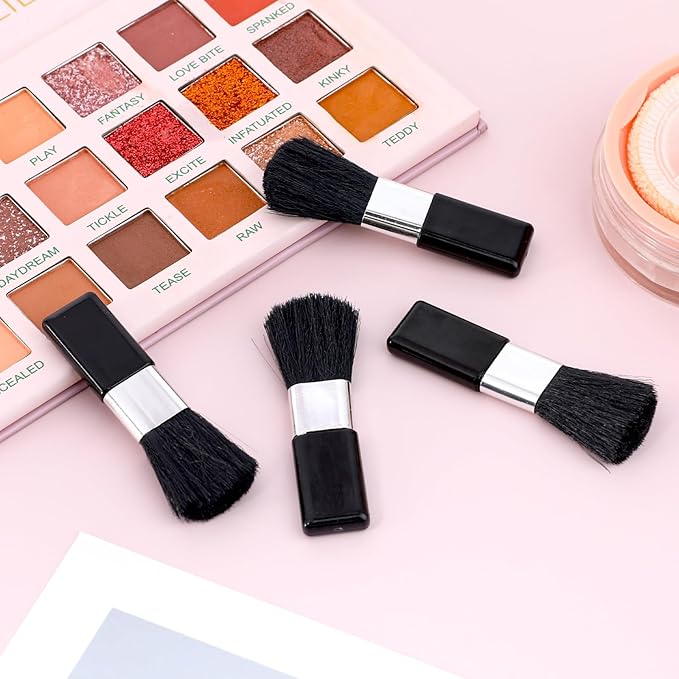 30Pcs Disposable Cosmetic Brushes Mini Makeup Brush Small Blush Brushes for Makeup Portable Powder Brush for Loose Powder Foundation Brush Beauty Tool for Mixing Liquid, Cream or Powder Cosmetics